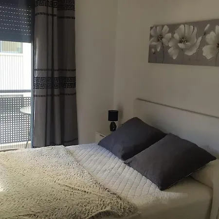 Apartamento Nuevo Con Piscina Y Amplio Balcon Sant Carles de la Ràpita Exterior photo